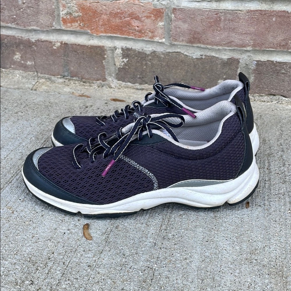 Weil Walking Shoes Womens Size 6.5 Comfort Comfy Rhythm Navy Blue